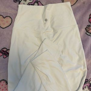 white lululemon align legging 25 in